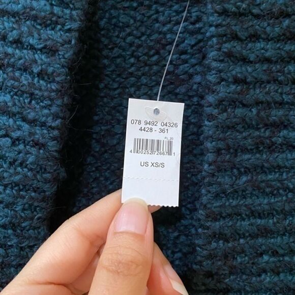 NWT Aerie Boucle Sweater‎ Vest - Picture 6 of 6